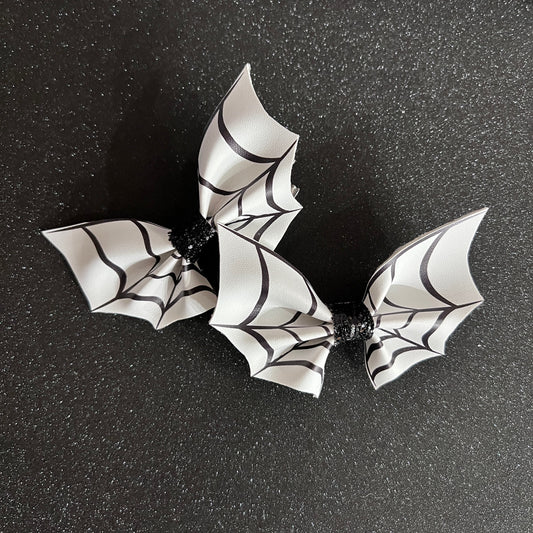 Spiderweb Piggy Bats